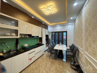 THỤY KHUÊ - NHÀ DÂN XÂY, THANG MÁY, NGÕ OTO THÔNG TỨ TUNG